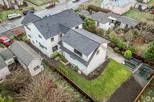 11014 Dayton Ave N, Seattle, WA 98133 - Photo 36