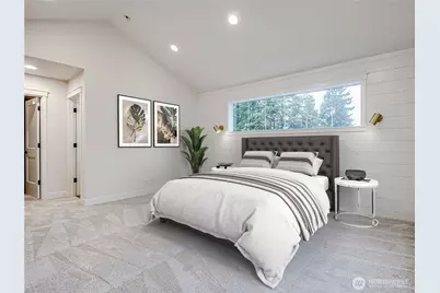 11014 Dayton Avenue N, Seattle, WA 98133 - Photo 18