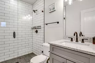 11014 Dayton Ave N, Seattle, WA 98133 - Photo 32