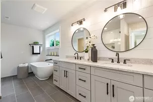 11014 Dayton Ave N, Seattle, WA 98133 - Photo 20