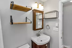 419 S 58th St, Tacoma, WA 98408 - Photo 18