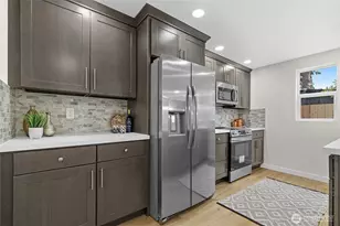 1401 N 137th St, Seattle, WA 98133 - Photo 12