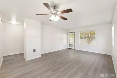 1101 37th Street SE #501, Auburn, WA 98002 - Photo 8
