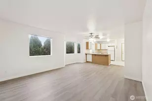 1101 37th St SE, Auburn, WA 98002 - Photo 10