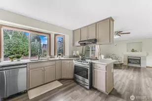 2516 169th St E, Tacoma, WA 98445 - Photo 10