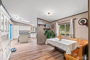 2003 77th St Ct E, Tacoma, WA 98404 - Photo 10