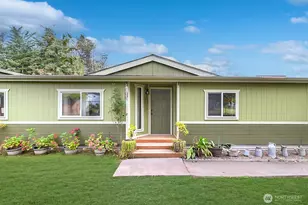 2003 77th St Ct E, Tacoma, WA 98404 - Photo 2