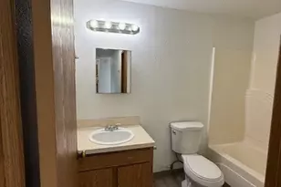 816 W Marion St, Aberdeen, WA 98520 - Photo 8