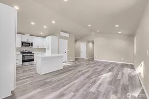 61 E Panorama Dr, Shelton, WA 98584 - Photo 10