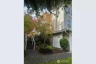 22715 43rd Avenue S, Kent, WA 98032 - Photo 4