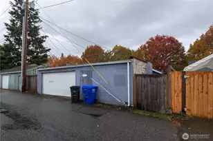 1628 McDougall Ave, Everett, WA 98201 - Photo 32