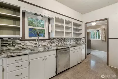 1628 McDougall Avenue, Everett, WA 98201 - Photo 12