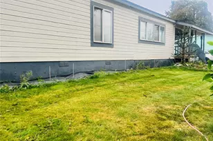 369 S Kentucky Ave, East Wenatchee, WA 98802 - Photo 2