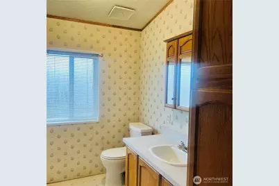 369 S Kentucky Ave, East Wenatchee, WA 98802 - Photo 16