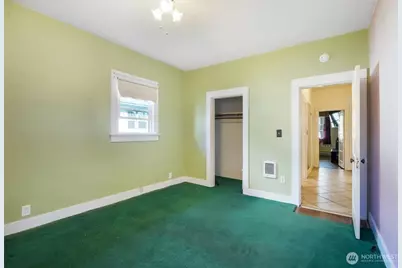 913 S 3rd Avenue, Kelso, WA 98626 - Photo 14