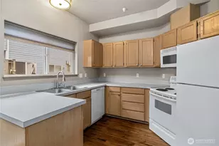 6304 Barstow SE, Lacey, WA 98513 - Photo 4