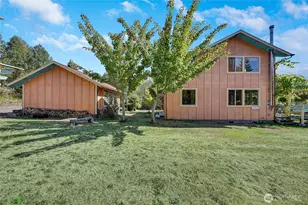 1673 Woodland Dr, Port Townsend, WA 98368 - Photo 14