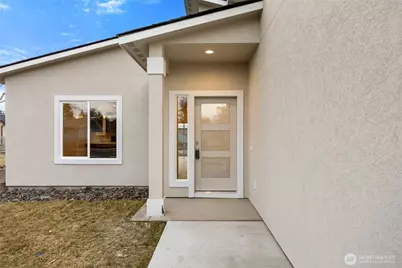 515 S Dorsing Street, Moses Lake, WA 98837 - Photo 2