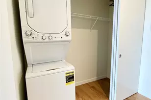 2249 NE 46th St, Seattle, WA 98105 - Photo 18