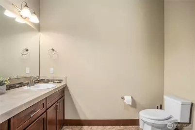 4005 NE 3rd Place #E, Renton, WA 98056 - Photo 12