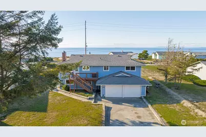 1975 Island View Road, Oak Harbor, WA 98277 - Photo 2