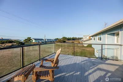 1975 Island View Road, Oak Harbor, WA 98277 - Photo 30
