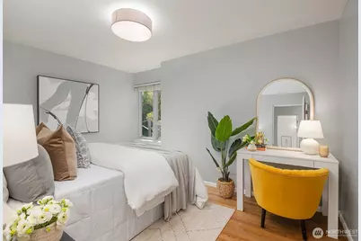 530 W Olympic Place #406, Seattle, WA 98119 - Photo 10