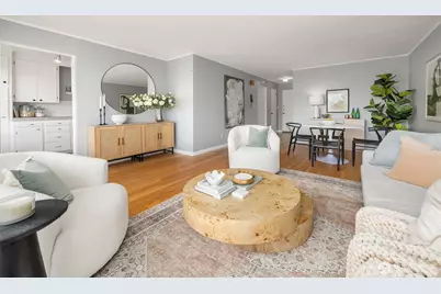 530 W Olympic Place #406, Seattle, WA 98119 - Photo 4