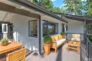 17606 NE 27th St, Redmond, WA 98052 - Photo 18