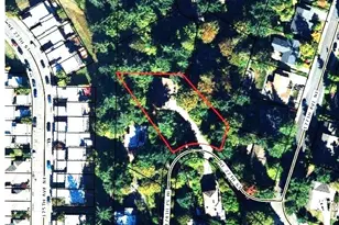 17606 NE 27th St, Redmond, WA 98052 - Photo 32