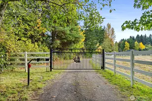 4225 26th Ave NE, Olympia, WA 98516 - Photo 2