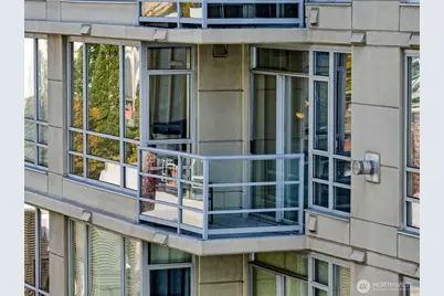 2929 1st Avenue #1116, Seattle, WA 98121 - Photo 16
