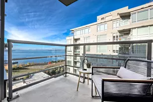 2929 1st Ave, Seattle, WA 98121 - Photo 4
