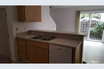 12315 Alexander Road, Everett, WA 98204 - Photo 8