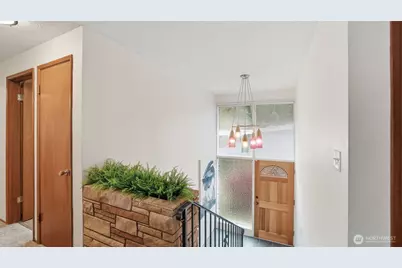 31430 W Lake Morton Drive SE, Kent, WA 98042 - Photo 14