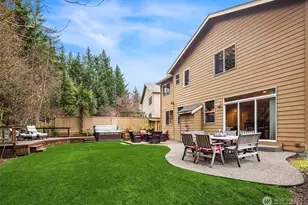 8812 Norman Ave SE, Snoqualmie, WA 98065 - Photo 2