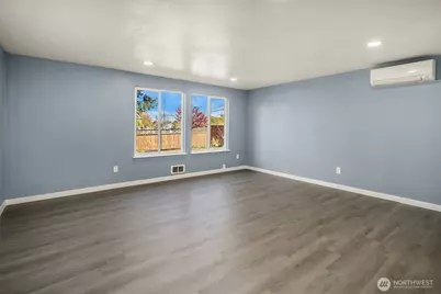 706 S 53rd Street, Tacoma, WA 98408 - Photo 6