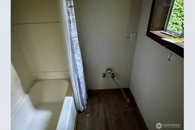 201 E Moore Avenue, Shelton, WA 98584 - Photo 20