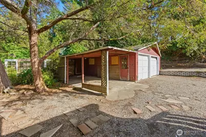 9110 NE Shore Drive, Indianola, WA 98342 - Photo 34