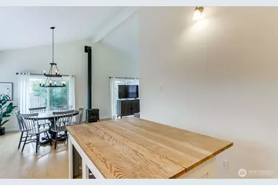 41 Central Avenue, Pacific Beach, WA 98571 - Photo 12