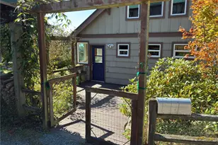 4957 Scurlock Rd, Freeland, WA 98249 - Photo 2