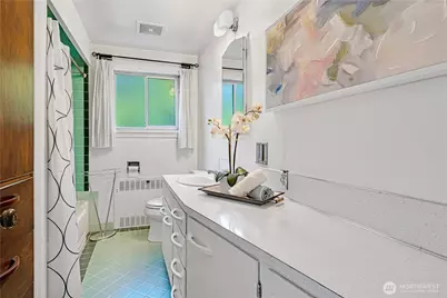 2045 Rose Point Lane, Kirkland, WA 98033 - Photo 20