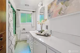 2045 Rose Point Ln, Kirkland, WA 98033 - Photo 20