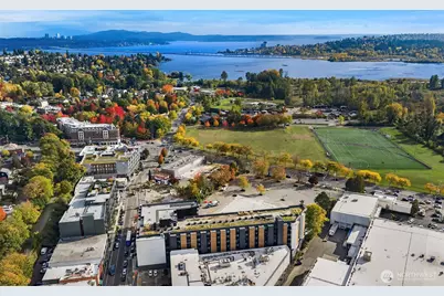 4609 Union Bay Place NE #551, Seattle, WA 98105 - Photo 2