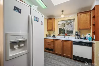 208 W Orchard Street, Oakville, WA 98568 - Photo 4