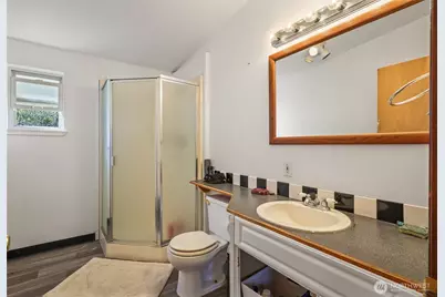 208 W Orchard Street, Oakville, WA 98568 - Photo 12