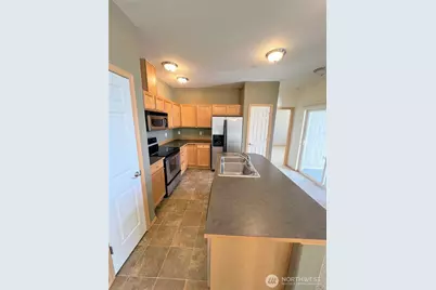 2699 Erwin Avenue, DuPont, WA 98327 - Photo 16