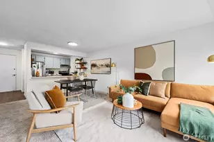 1740 NE 86th St, Seattle, WA 98115 - Photo 12