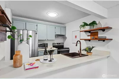 1740 NE 86th Street #215, Seattle, WA 98115 - Photo 8