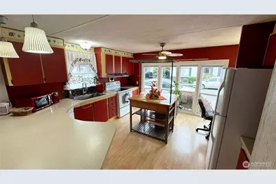 15219 50th Street E #24, Sumner, WA 98390 - Photo 8